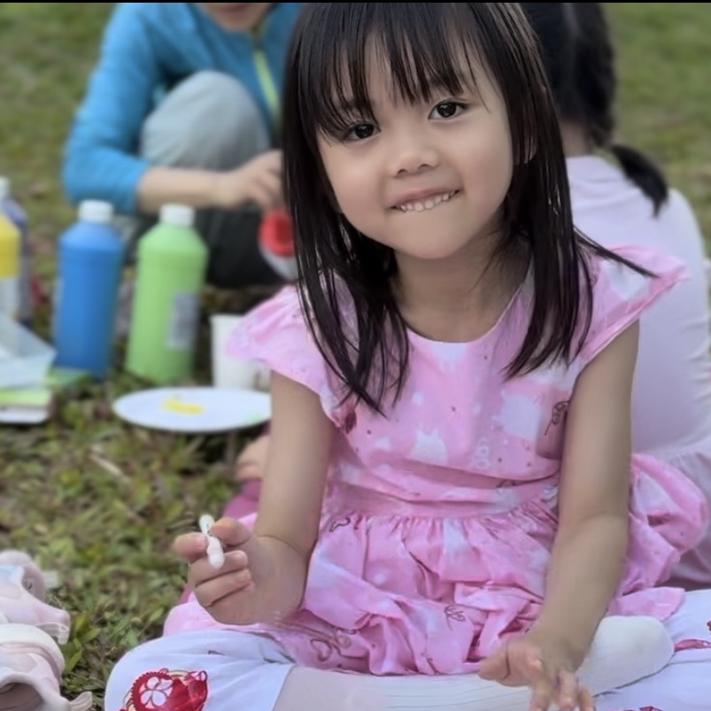 "Growth" Series - READ& PAINT IN THE PARK